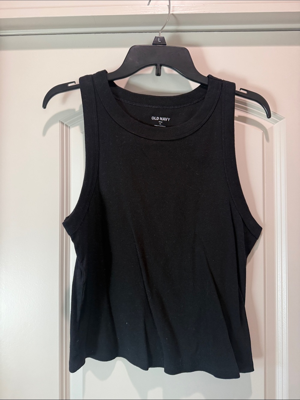 Old Navy Black Ribbed Sleeveless Tank